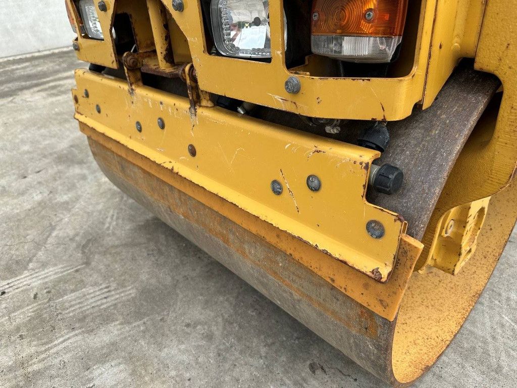 Walze Caterpillar CB14B Diesel 16,8 kW 2018