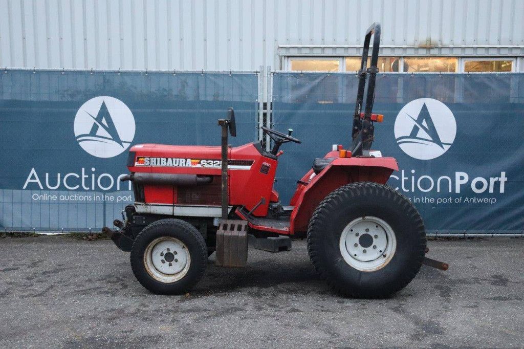 Traktor Shibaura S325 Diesel