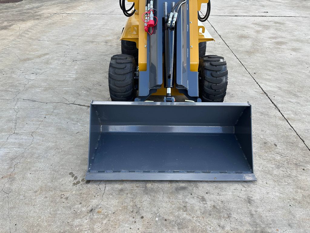 Skid Steer Loader Machpro MP-S800 Petrol 13hp 2025 New