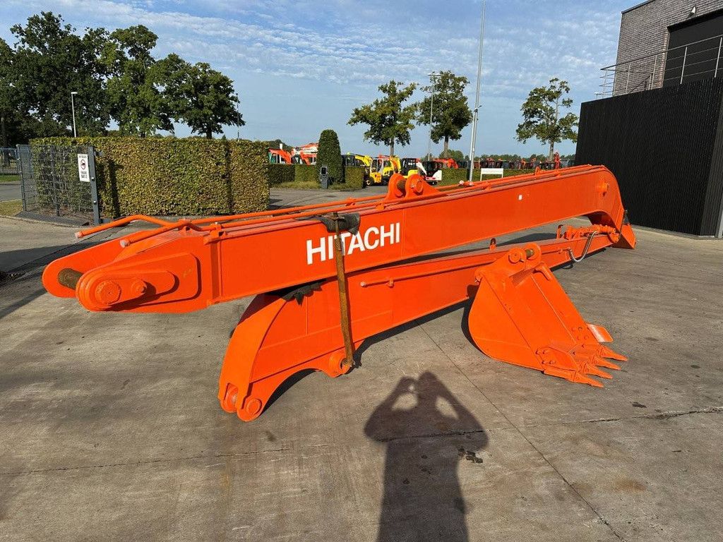 Hitachi 2025 mit großer Reichweite Neu