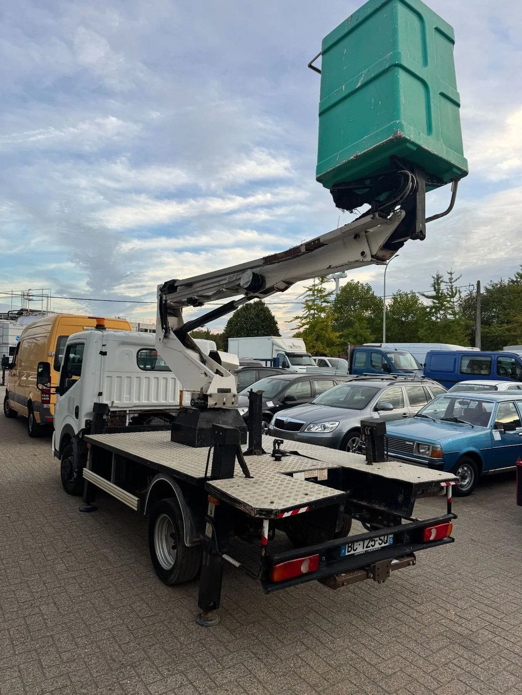Renault Maxity 130 **10M WORKING PLATFORM-NACELLE-HOOGWERKER**