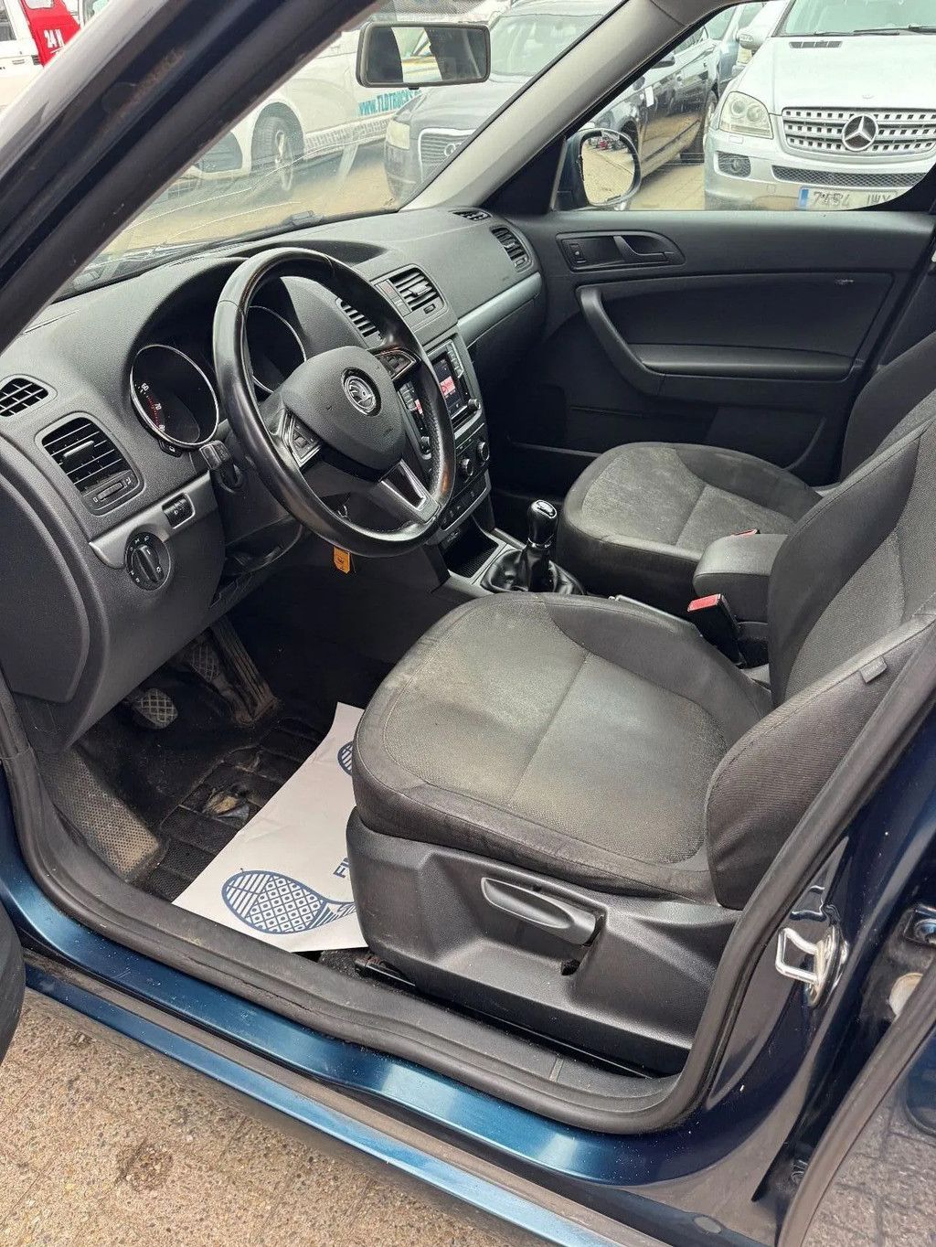 Škoda YETI **EURO 6B-AC-BE CAR**
