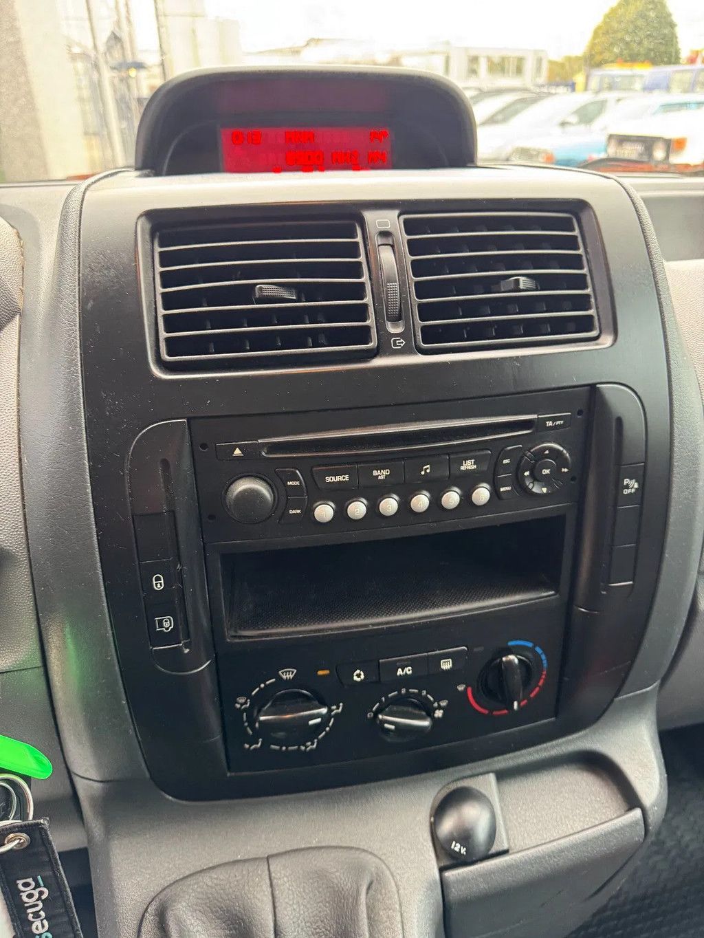 Peugeot EXPERT **1560CC-EURO 4-AC**