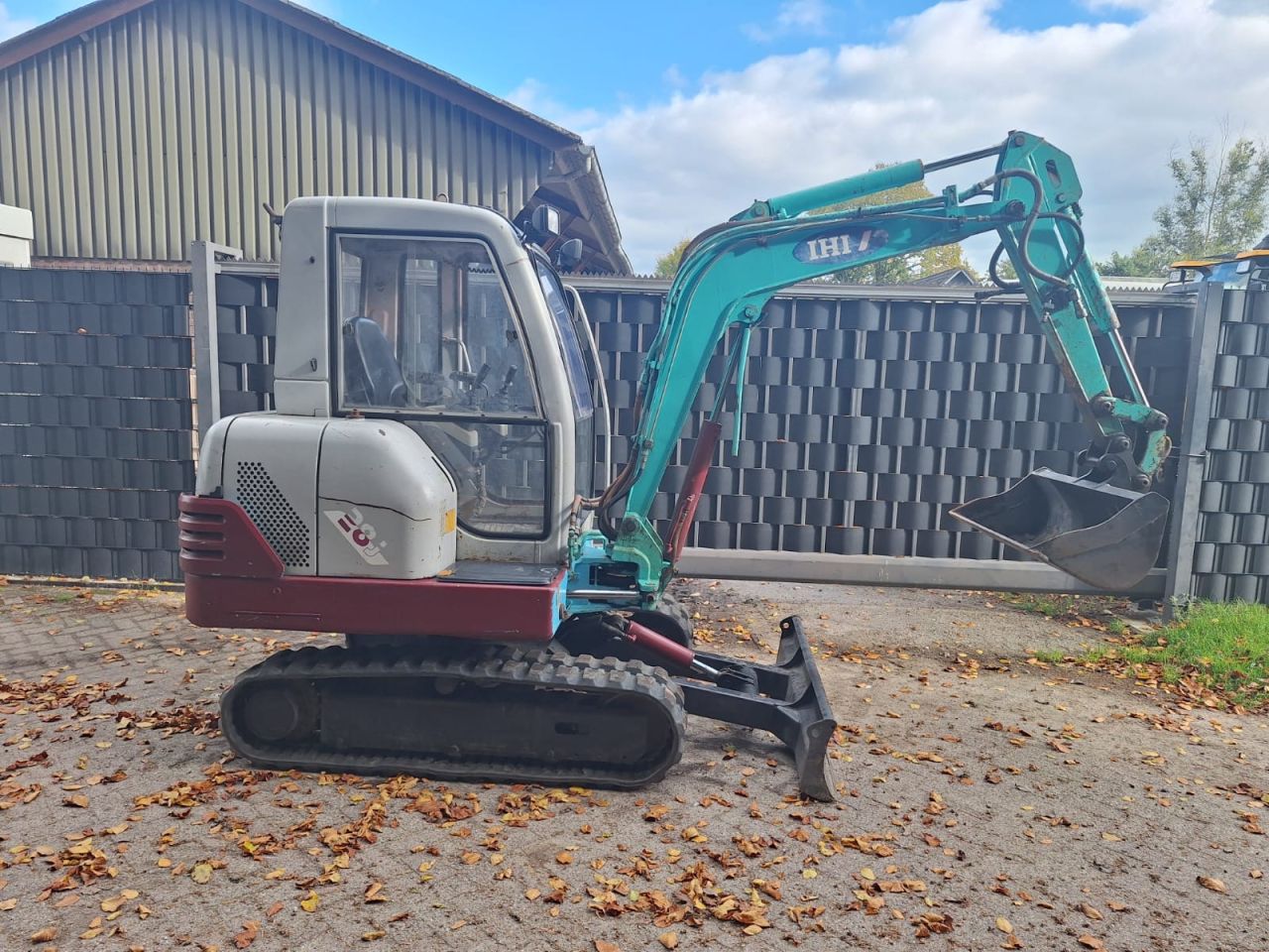 Ihi 28J mini graafmachine kubota hitachi bobcat