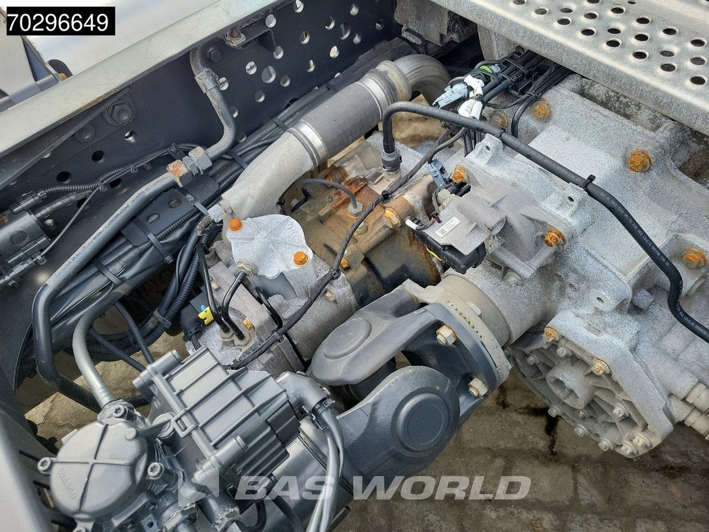 Mercedes Actros 1848 4X2 BigSpace Retarder Xenon Standklima ACC Navi Euro 6