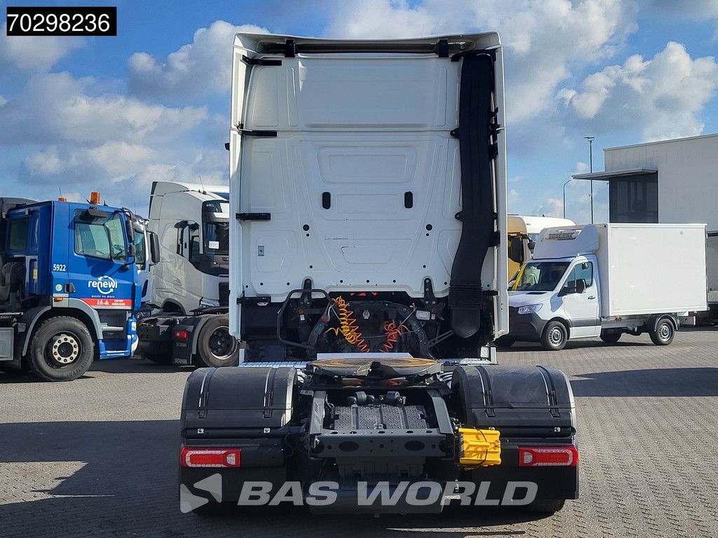 Mercedes Actros 1845 4X2 Mega Retarder 2xTanks ACC Standklima Euro 6