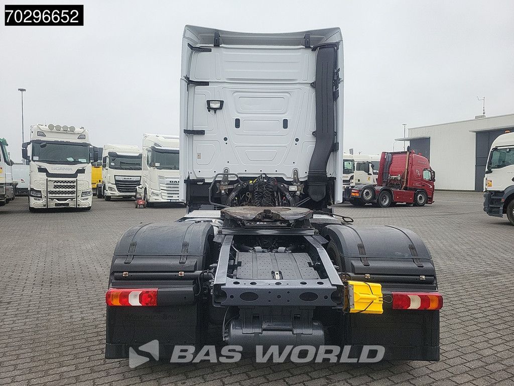 Mercedes Actros 1848 4X2 BigSpace Retarder Standklima ACC Xenon Euro 6
