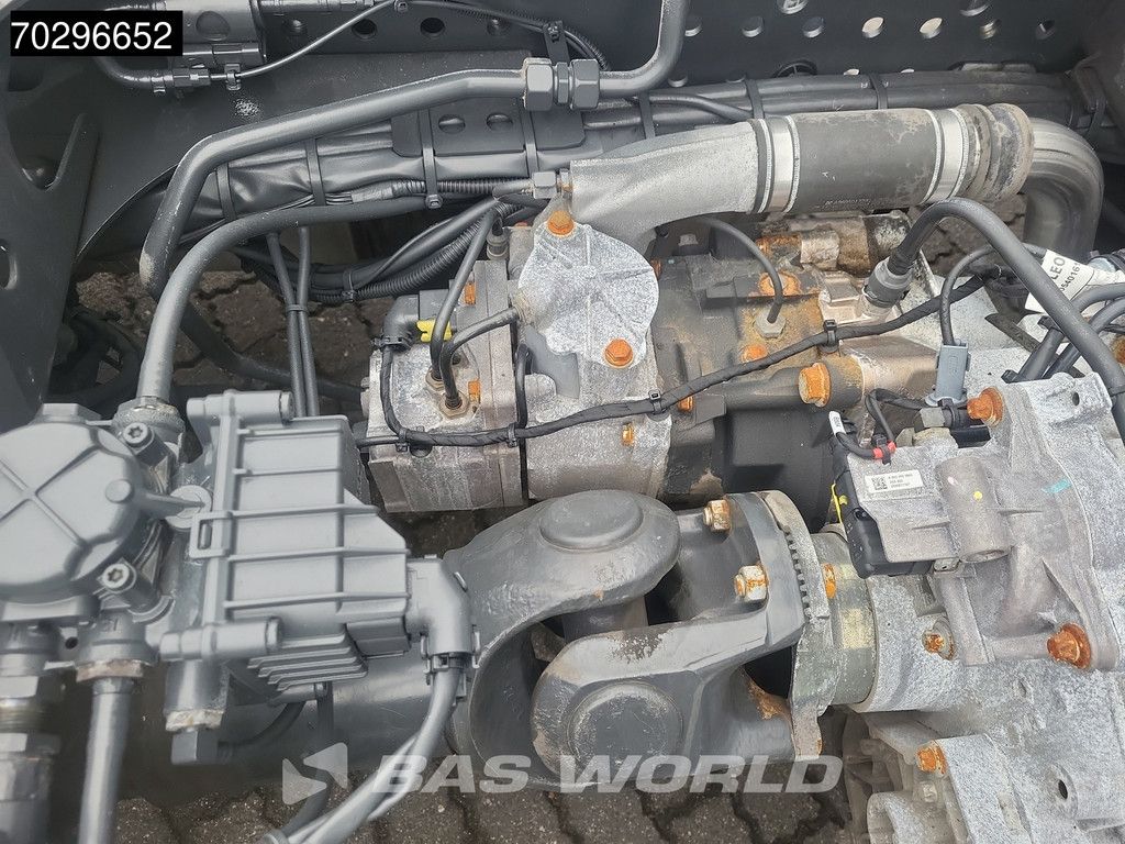 Mercedes Actros 1848 4X2 BigSpace Retarder Standklima ACC Xenon Euro 6