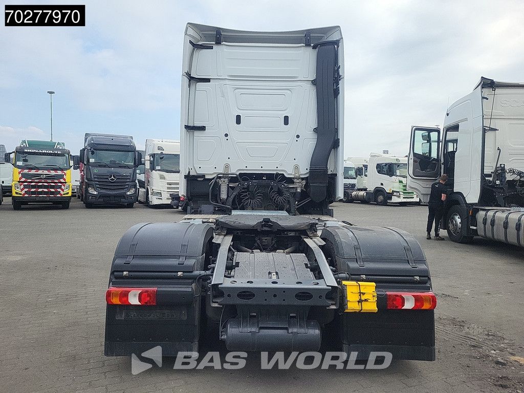 Mercedes Actros Actros 1851 4X2 BigSpace 2x Tanks