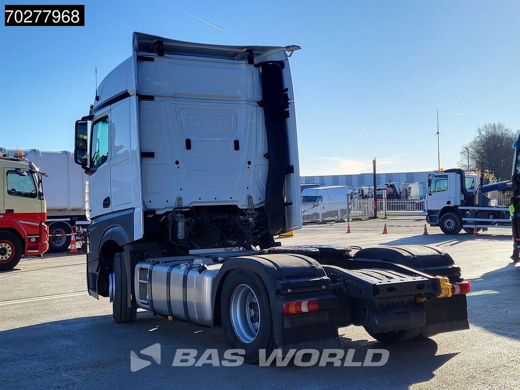 Mercedes Actros Actros 1851 4X2 BigSpace 2x Tanks