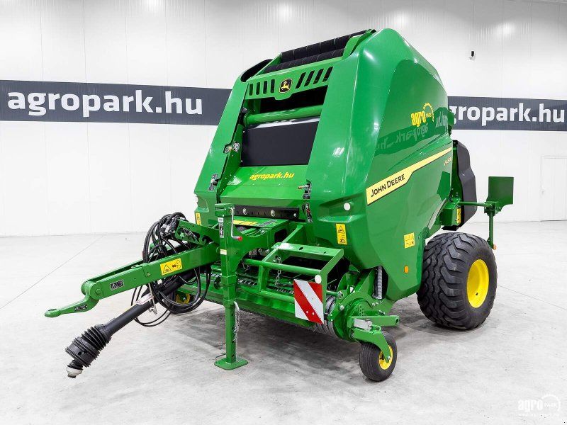 John Deere V451M