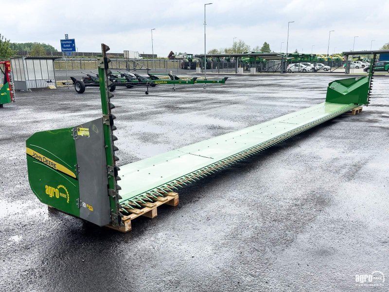 John Deere 630R