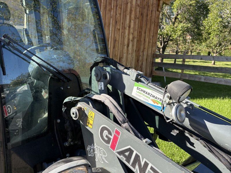 Giant Hoflader 452T X-tra, Privatverk