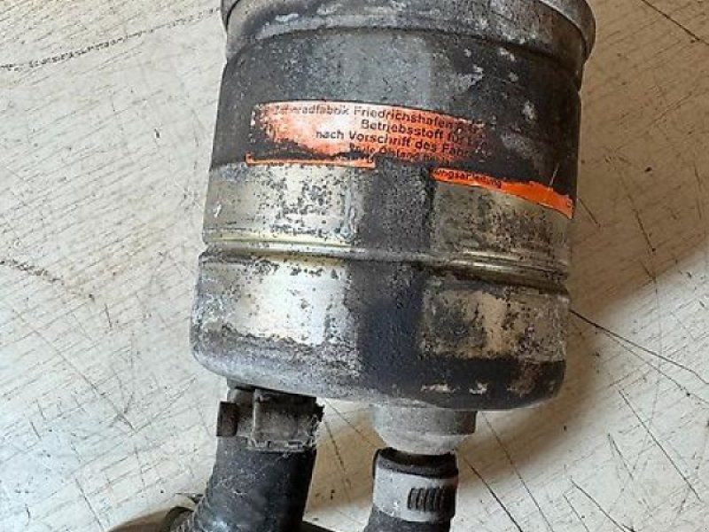 Behälter Lenkungsöl ZF Lenkölbehälter Ausgleichsbehälter