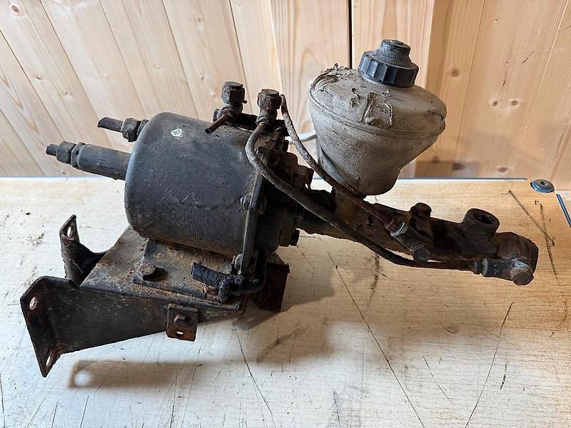 Bremskraftverstärker Hauptbremszylinder  U1000-U2400