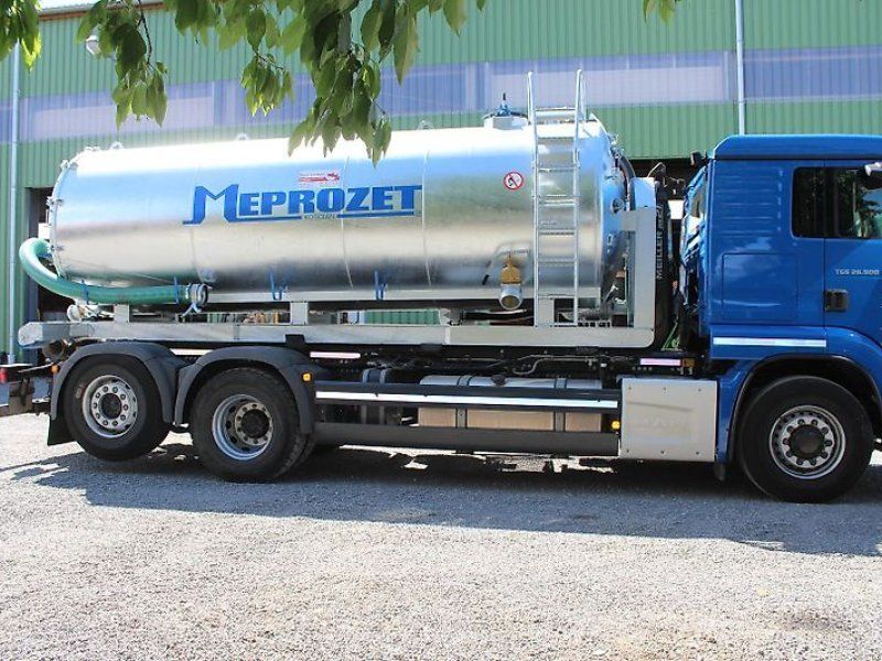 Meprozet Multilift Hakenlift-Güllefass 14000l