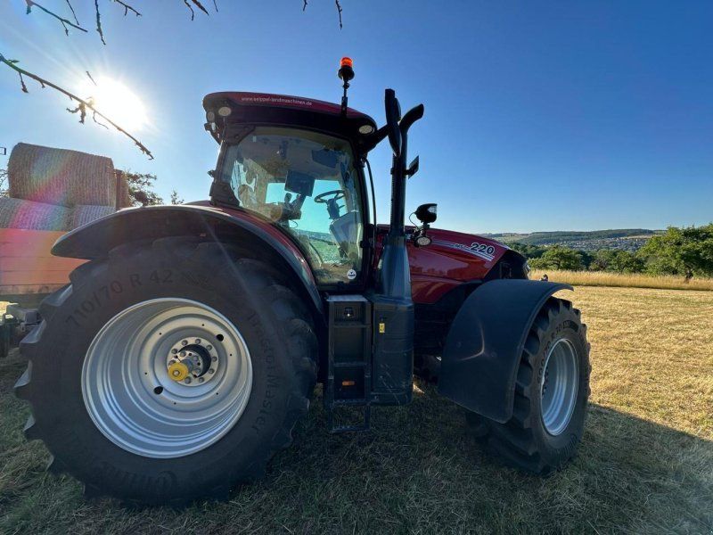 Case IH PUMA 220 CVX