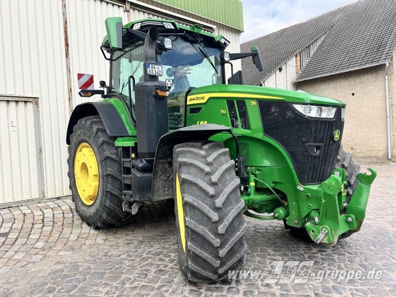 John Deere 7R 310