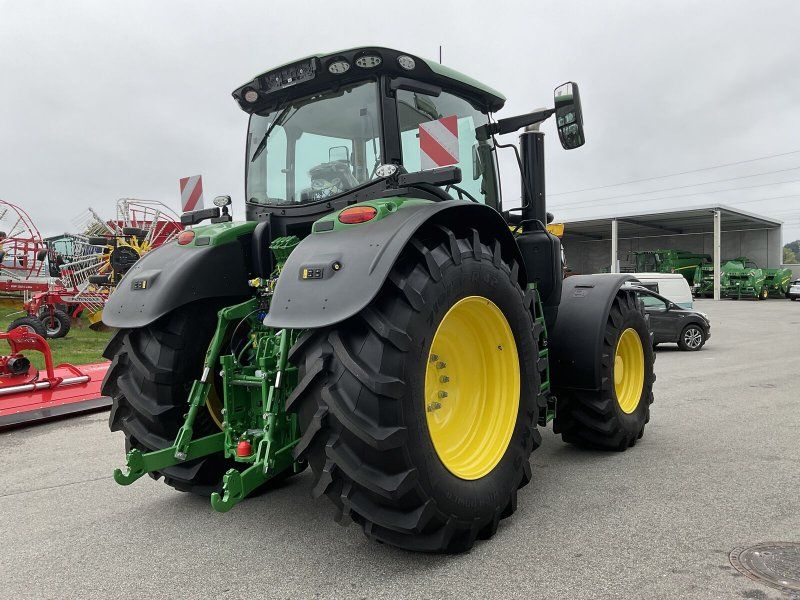 John Deere 6R 250