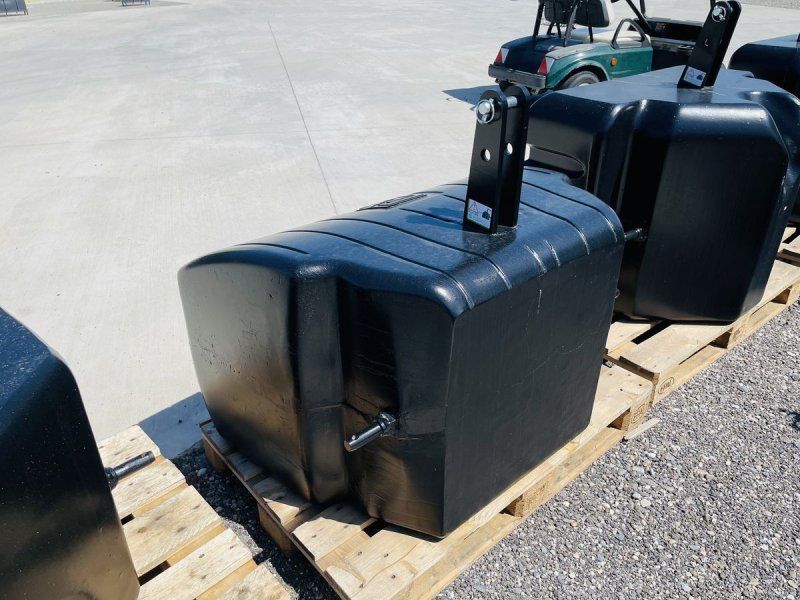 Massey Ferguson Beton  NG 1100 kg