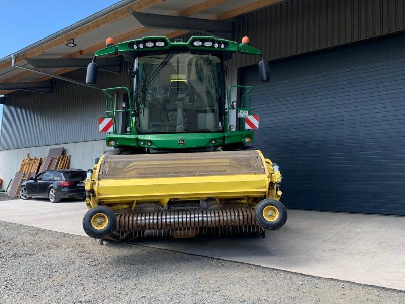 John Deere 8400i