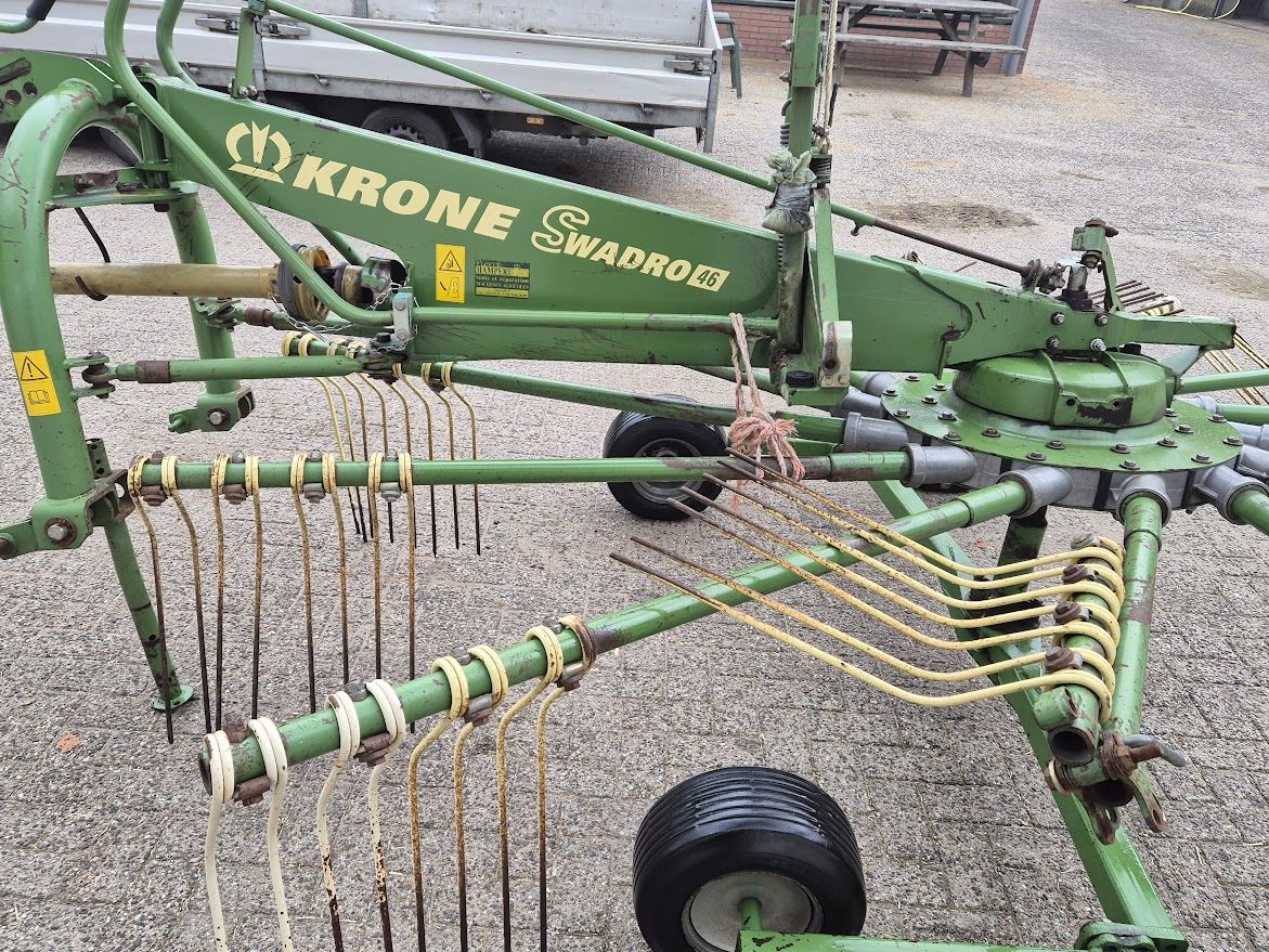 Krone Swadro 46 enkele hark defect