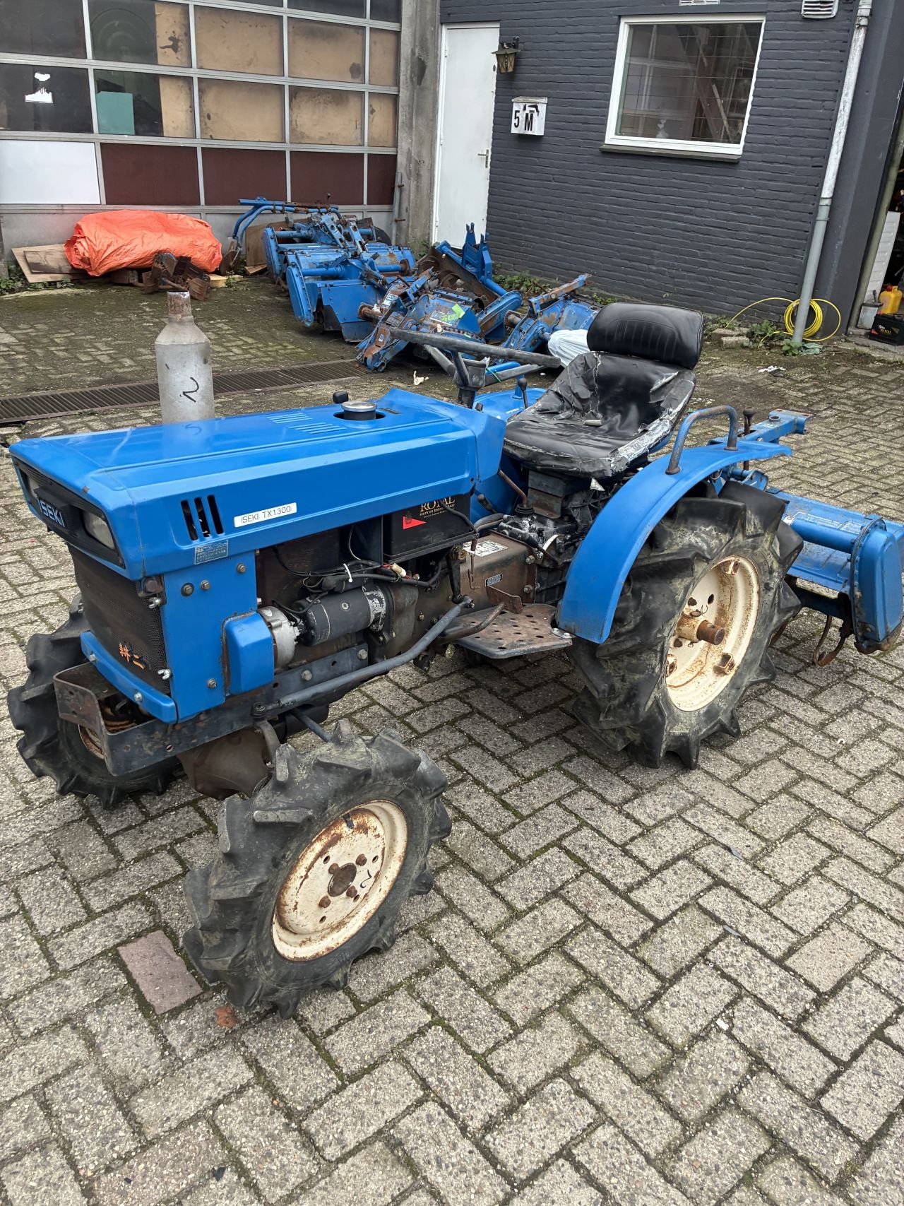 Iseki tx1300f met grondfrees