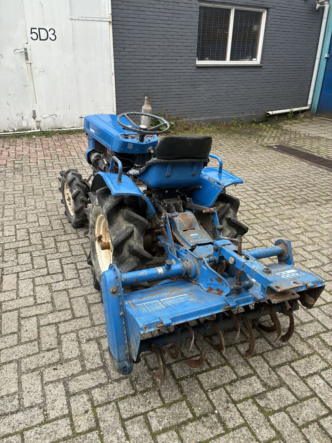 Iseki tx1300f met grondfrees