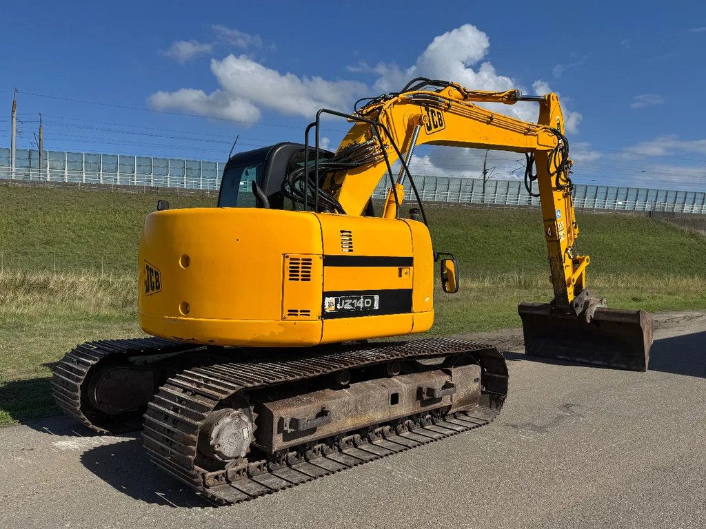 JCB JZ 140 LC