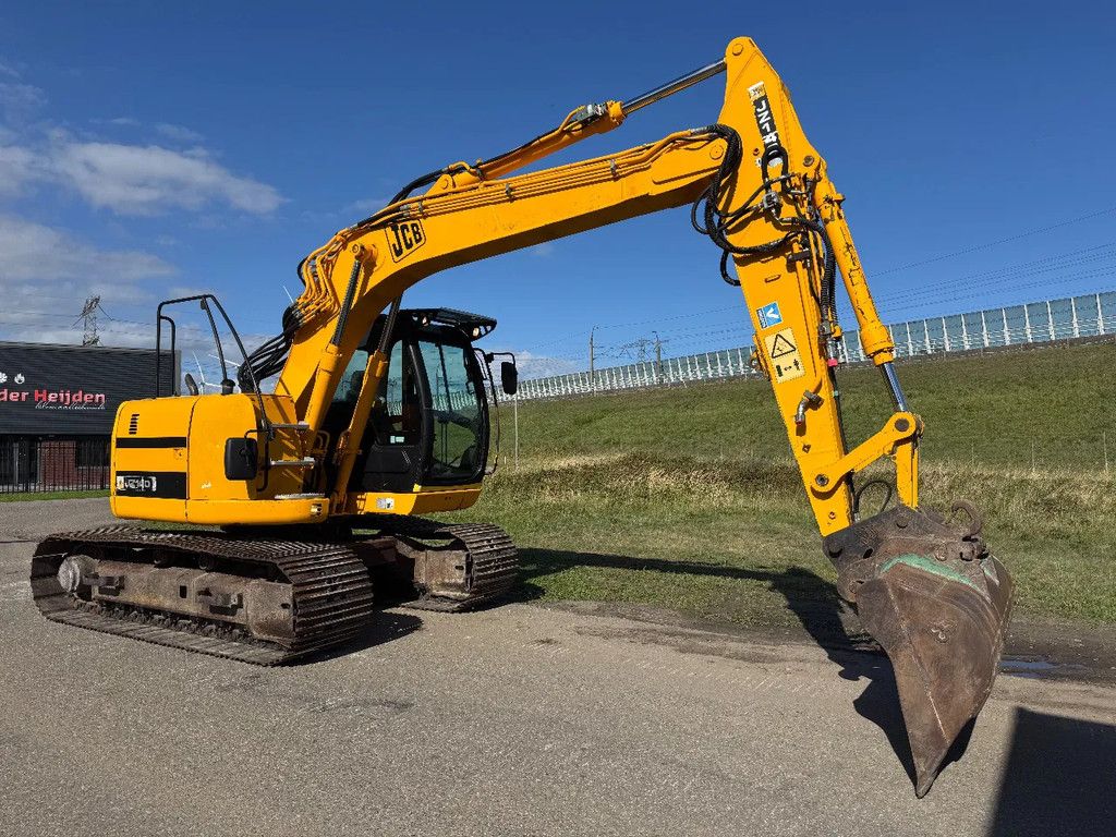 JCB JZ 140 LC