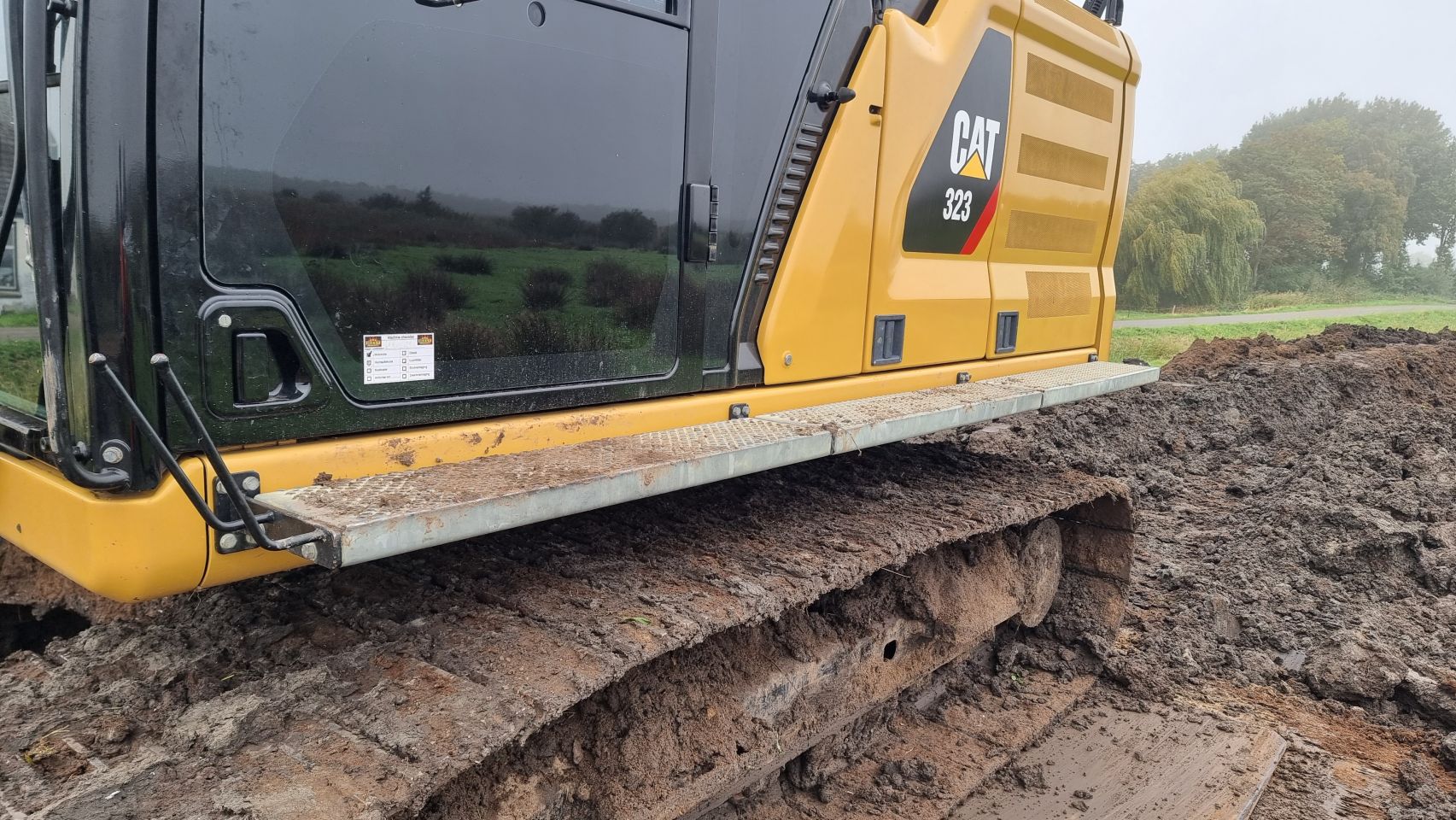 Caterpillar 320/323