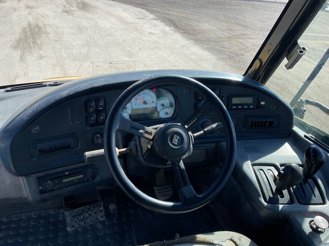 Caterpillar 730