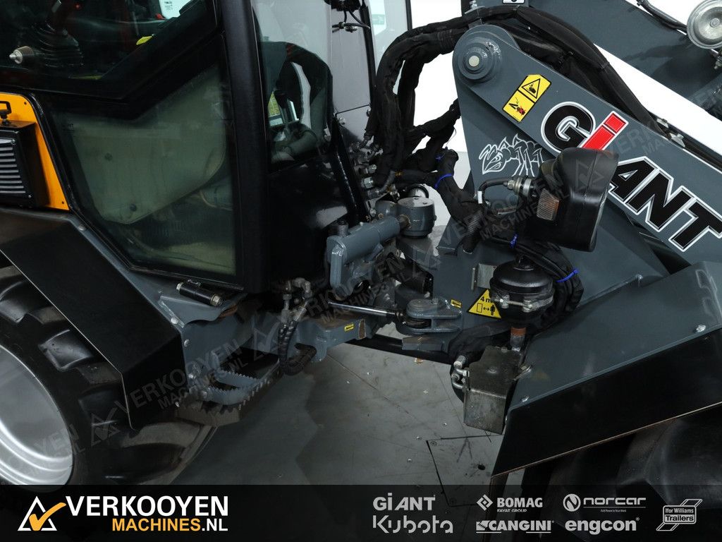 2019 Giant V452T X-tra HD VK10304