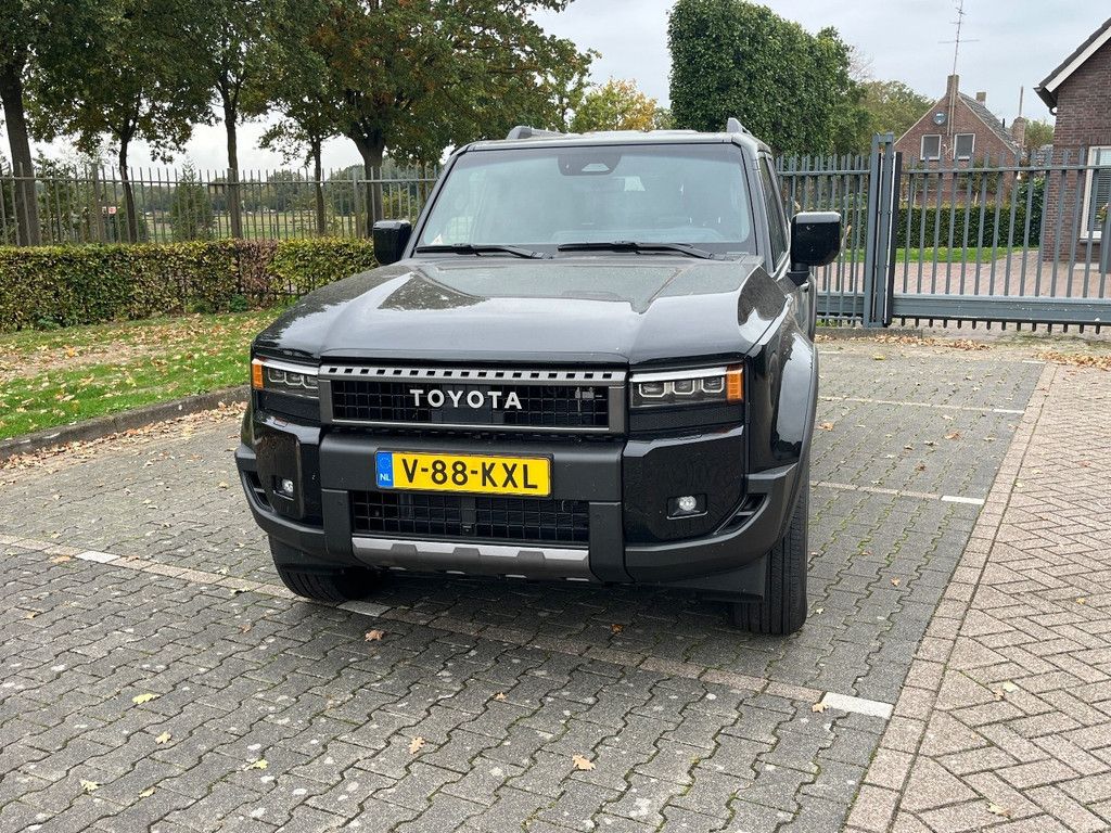 Toyota TOYOTA LAND CRUISER VAN WG4136-A