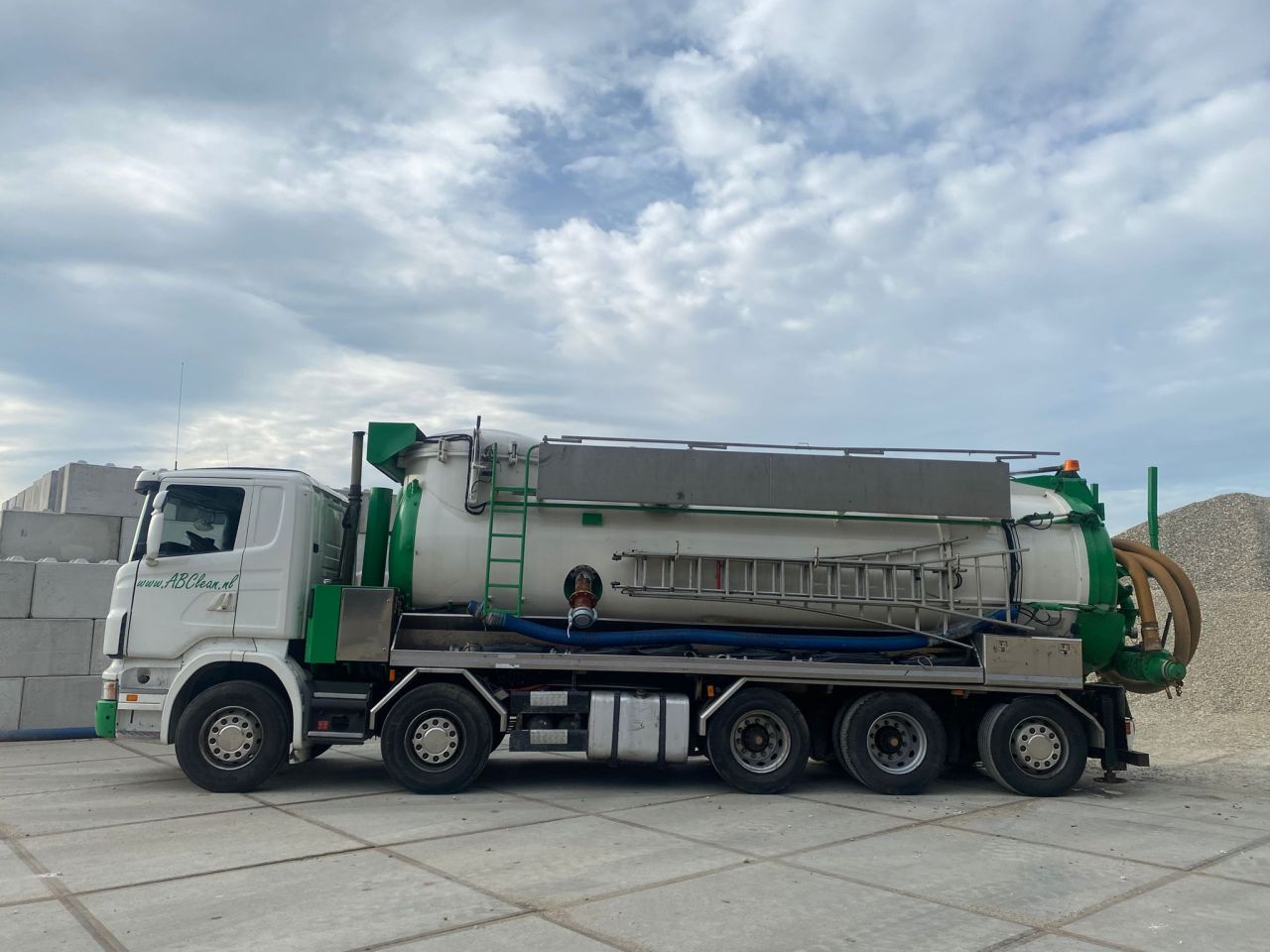 Scania R 480 10 x 4 Vacuümwagen Blaas-/Zuigauto Amphitec Vortex