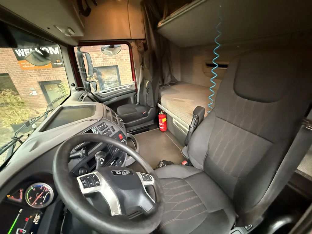 DAF XF 480 6X2 Midlift Space Cab 671.730KM Hydraulic NL Truck