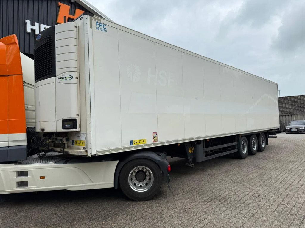 Schmitz Cargobull SKO 24 5x Vleeshaken Rohrbahnen Fleisch Carrier Vector 1950 MT NL Trailer