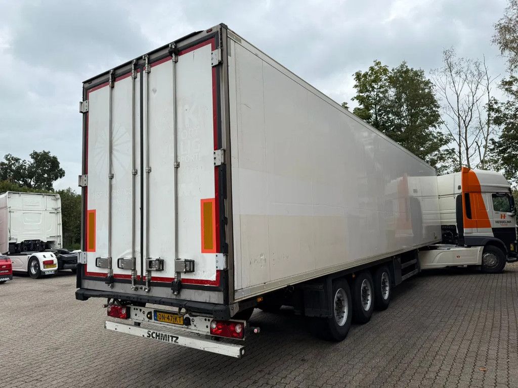Schmitz Cargobull SKO 24 5x Vleeshaken Rohrbahnen Fleisch Carrier Vector 1950 MT NL Trailer