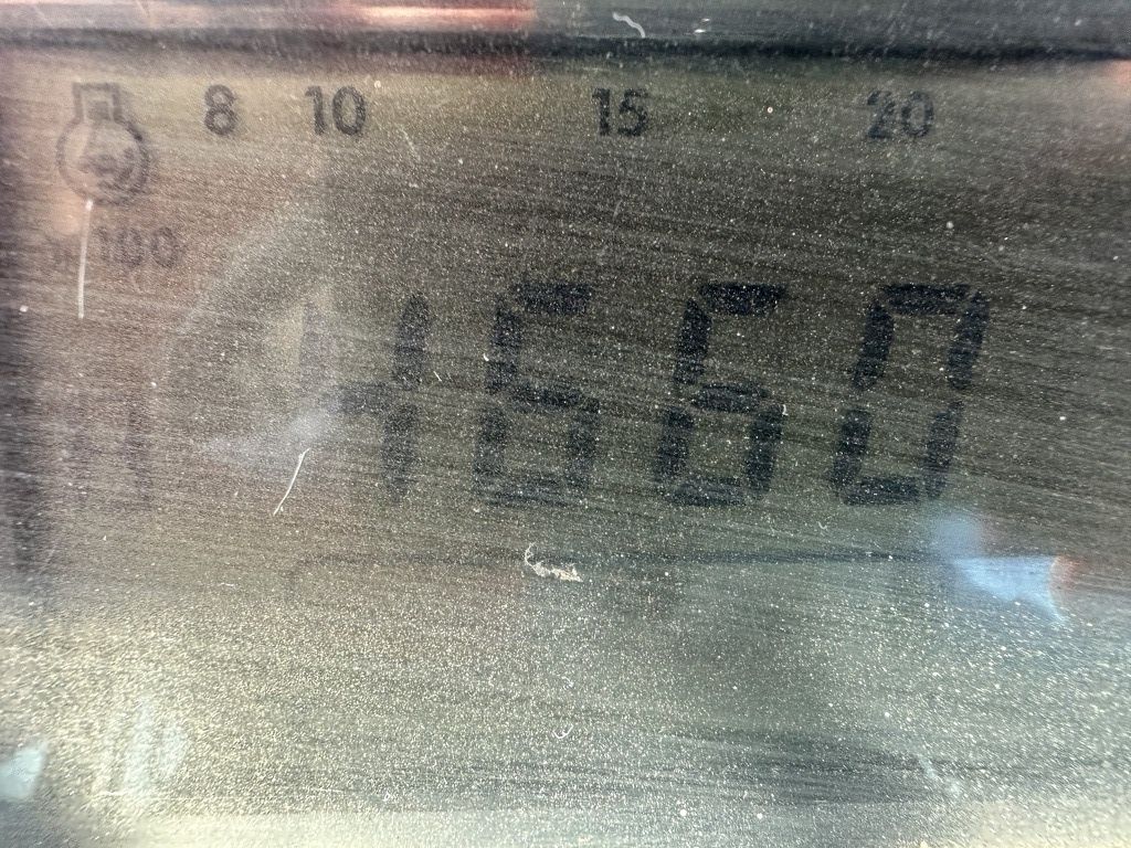 New Holland 8260