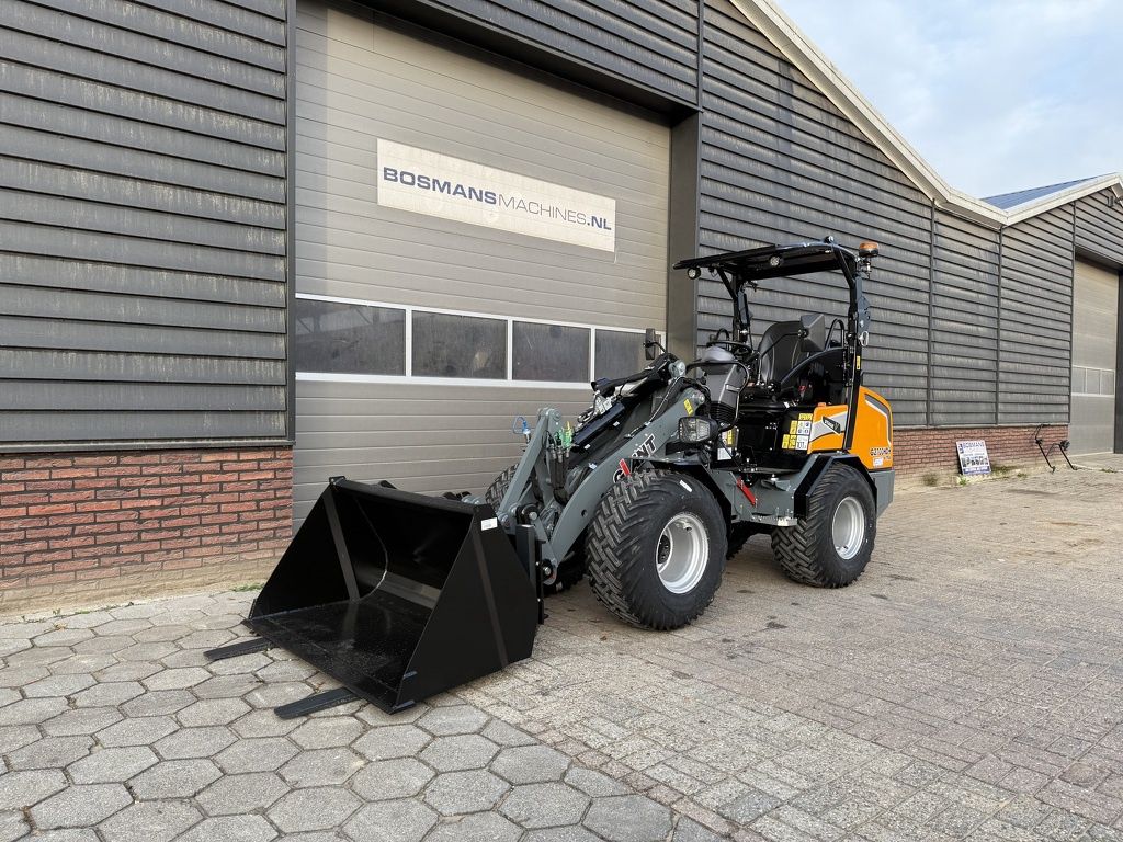 GIANT G2700 X-TRA HD+ minishovel NIEUW met LED verlichting