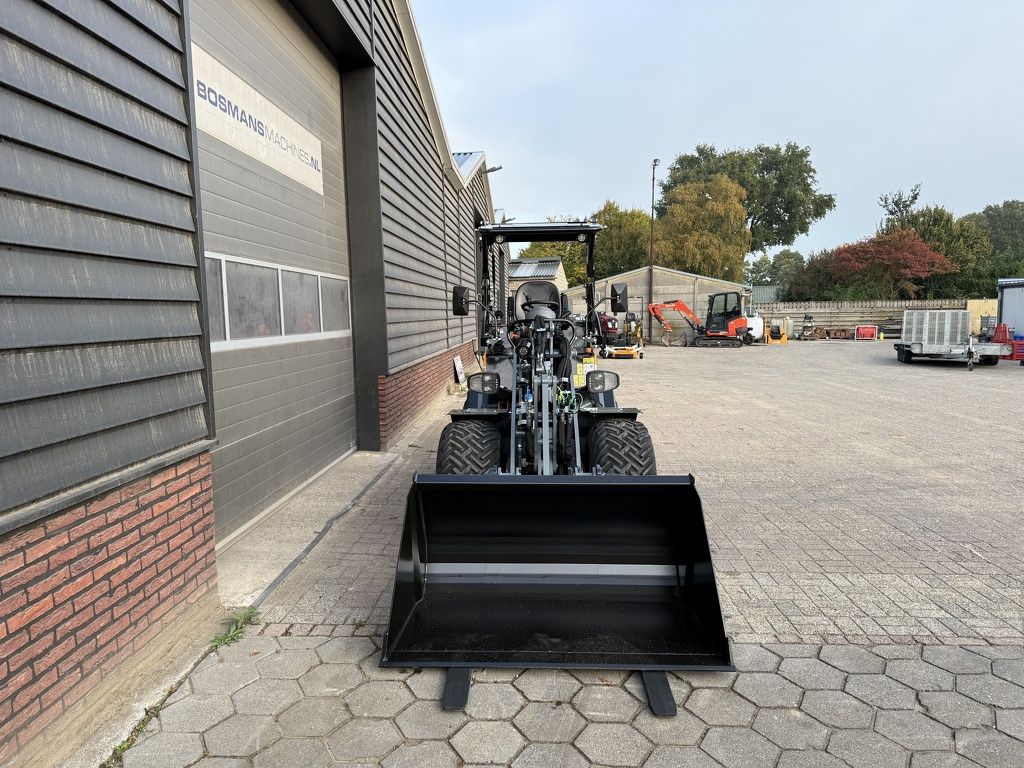 GIANT G2700 X-TRA HD+ minishovel NIEUW met LED verlichting