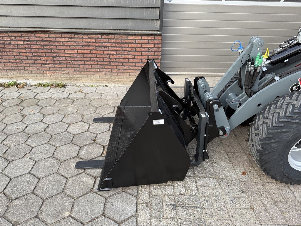 GIANT G2700 X-TRA HD+ minishovel NIEUW met LED verlichting