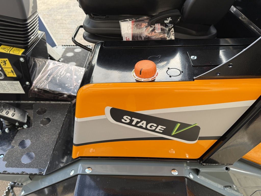 GIANT G2700 X-TRA HD+ minishovel NIEUW met LED verlichting