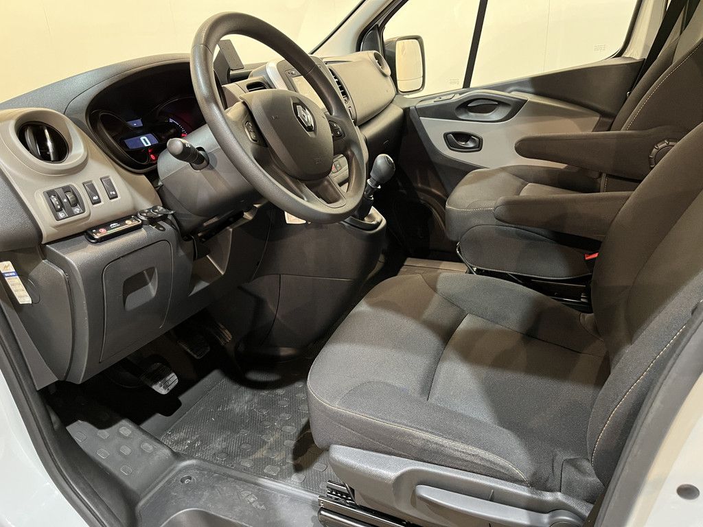 Renault Trafic 1.6 dCi L1H1 / Servicebus / Würth Inrichting / Euro 6 / Airco / Cruise Control / Navigatie / PDC / BPM VRIJ !!