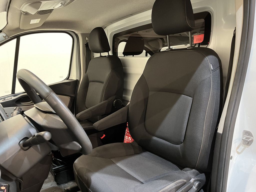 Renault Trafic 1.6 dCi L1H1 / Servicebus / Würth Inrichting / Euro 6 / Airco / Cruise Control / Navigatie / PDC / BPM VRIJ !!