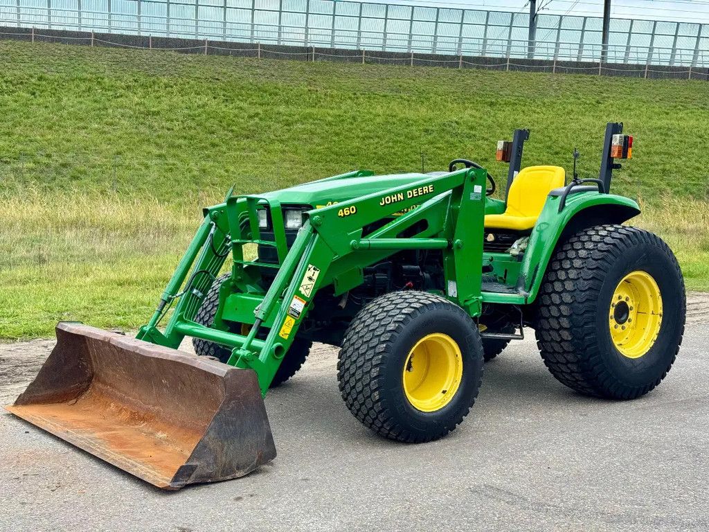 John Deere 4600 compact met voorlader 4X4 hydrostaat GEEN BTW 4600