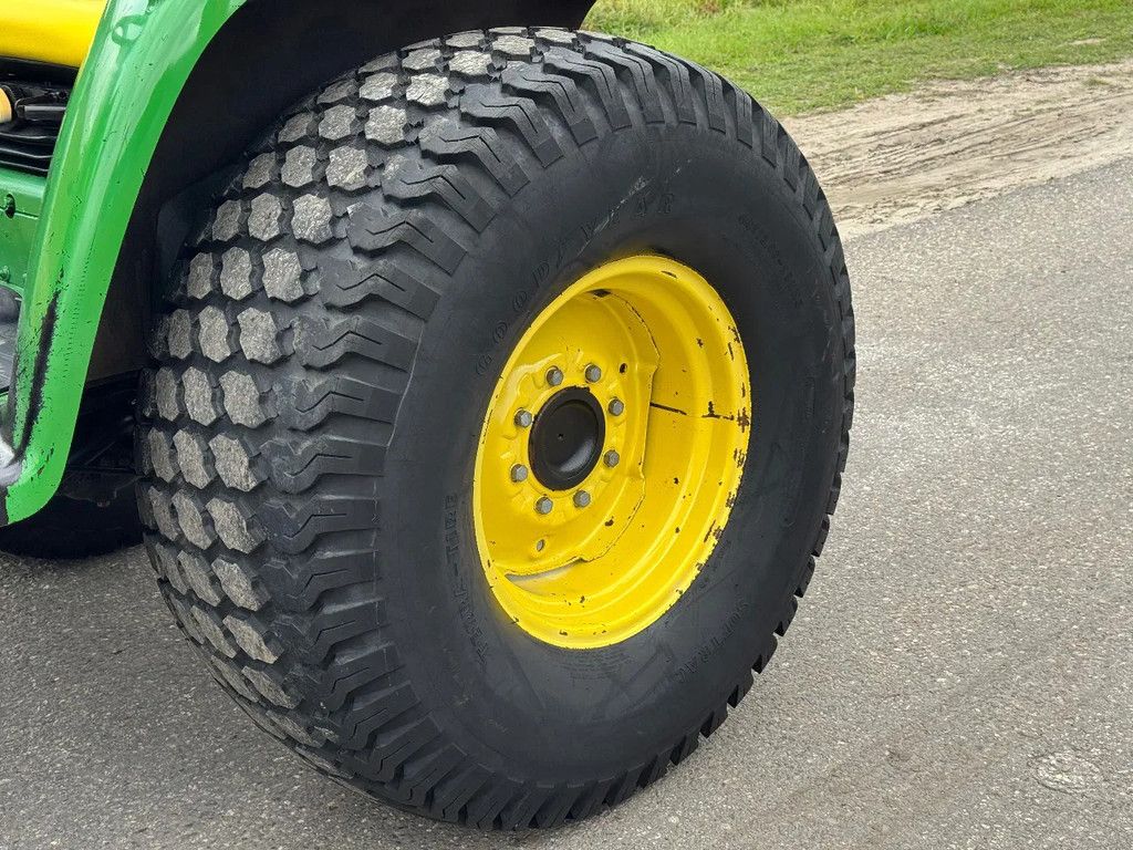 John Deere 4600 compact met voorlader 4X4 hydrostaat GEEN BTW 4600
