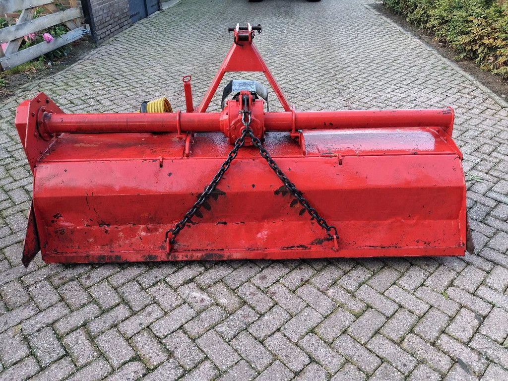 Kuhn Grondfrees 220 breed