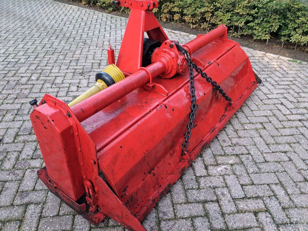 Kuhn Grondfrees 220 breed