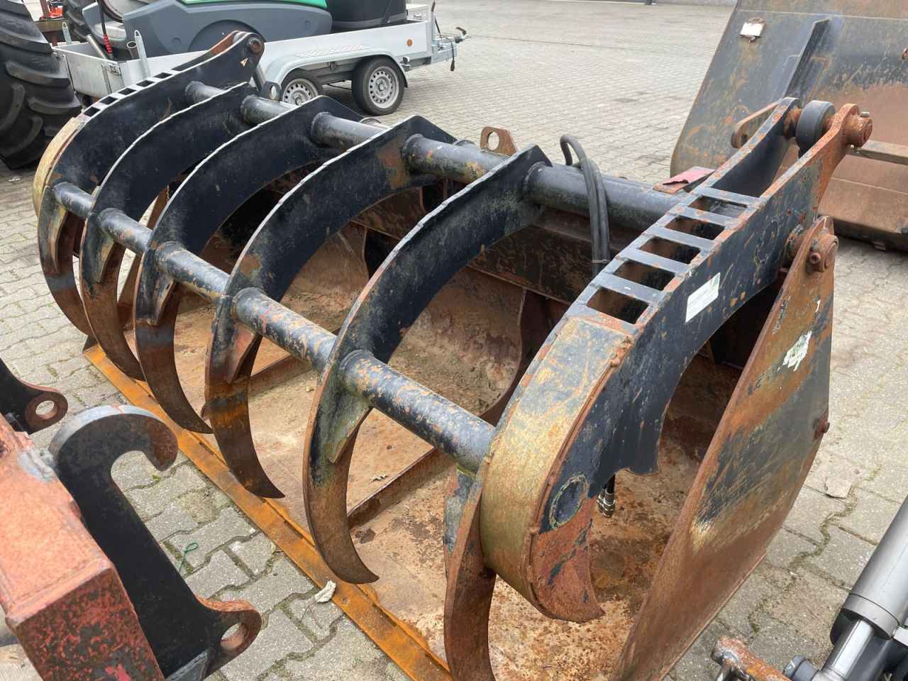 Bressel und Lade SL silagegrijper